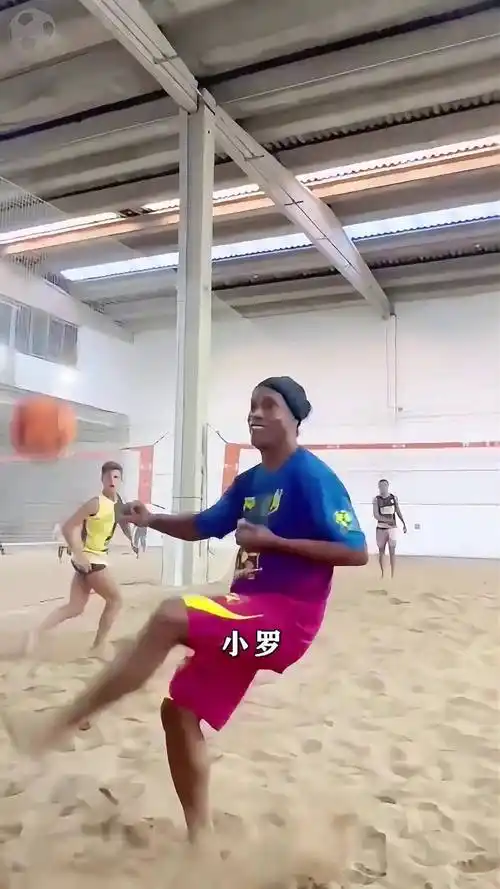 广州队的球